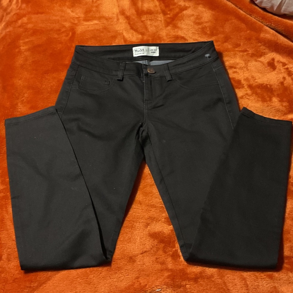 Mudd Women's Black Skinny new without tag Jeans